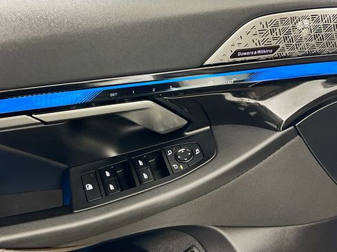 Used 2024 BMW i5 M60 w/ Premium Package image 16