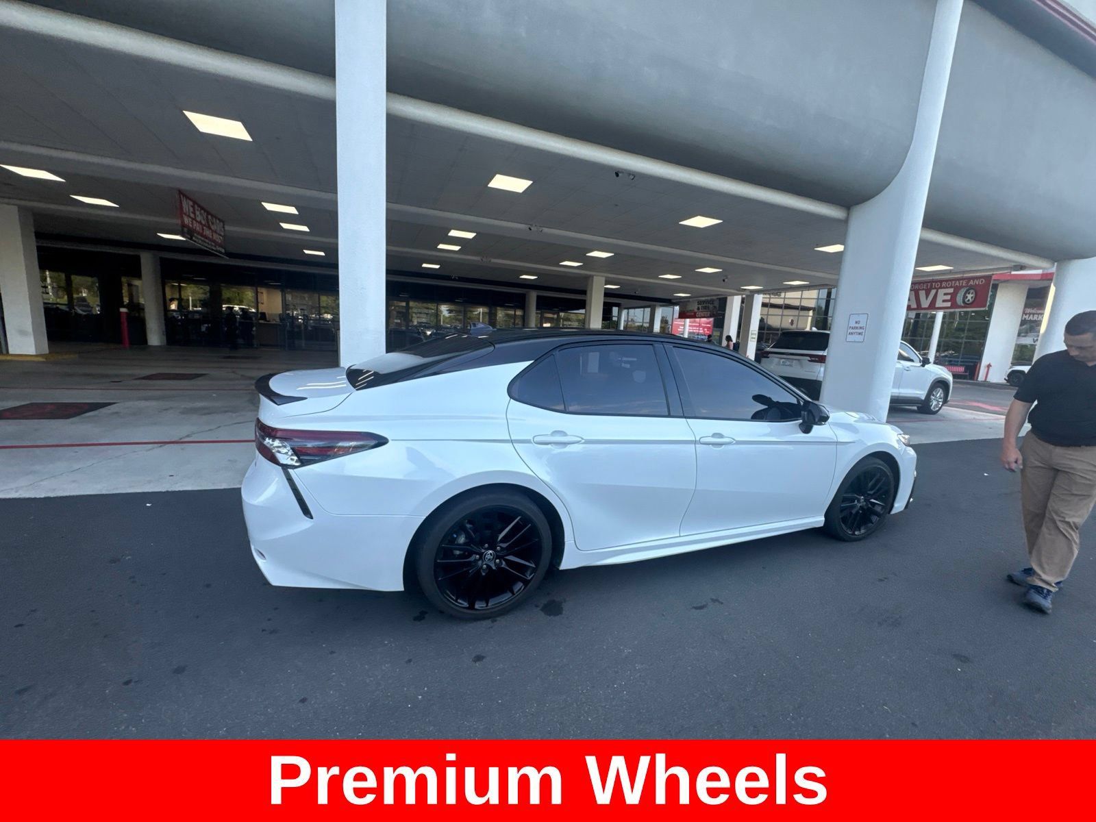 Used 2023 Toyota Camry XSE w/ Navigation Package FWD image 13