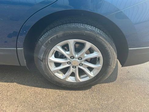 Used 2019 Chevrolet Equinox LT w/ Driver Convenience Package FWD image 43