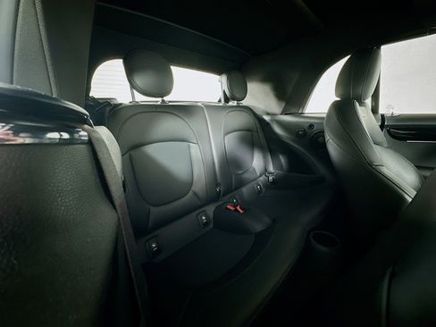 Used 2022 MINI Cooper S w/ Premium Package image 25