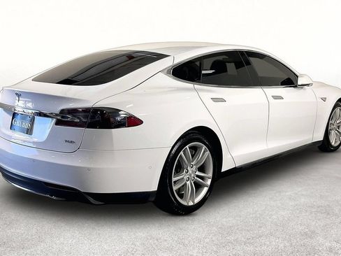 Used 2015 Tesla Model S 70D AWD/4WD image 4