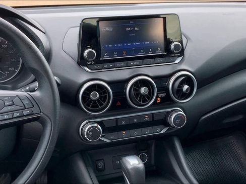 Used 2024 Nissan Sentra S image 6