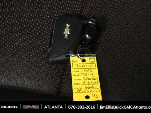 Used 2023 Chevrolet Suburban High Country image 39