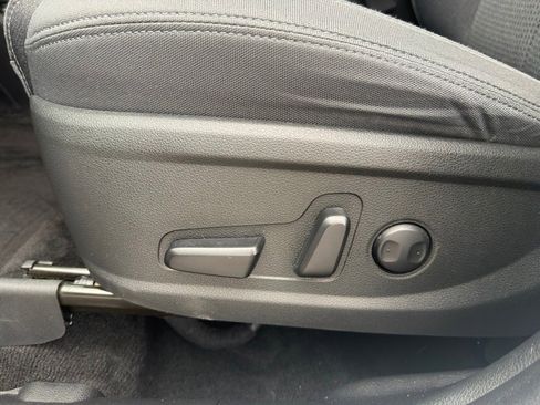 Used 2022 Hyundai Santa Fe SEL w/ Convenience Package image 18