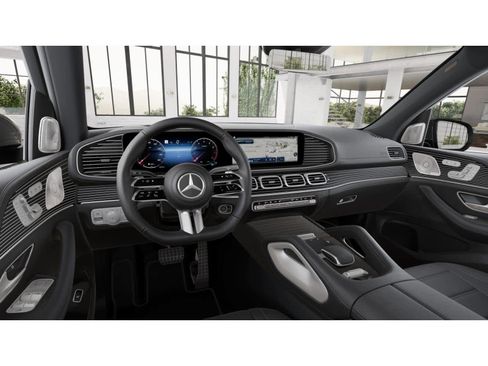 New 2026 Mercedes-Benz GLS 580 GLS 580 image 2