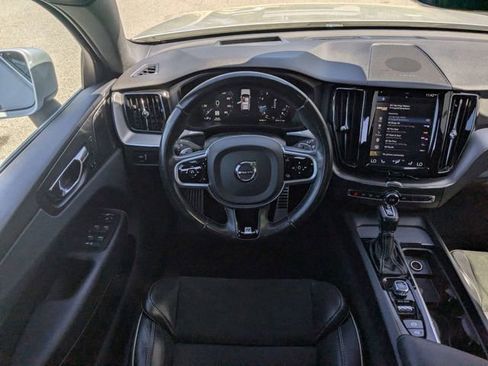 Used 2019 Volvo XC60 T6 R-Design w/ Protection Package Premier AWD/4WD image 16