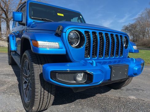 Used 2023 Jeep Wrangler Unlimited Sahara image 51