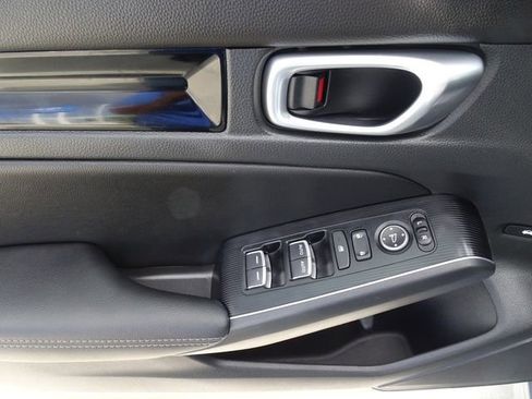 Certified 2023 Honda Civic Touring image 8