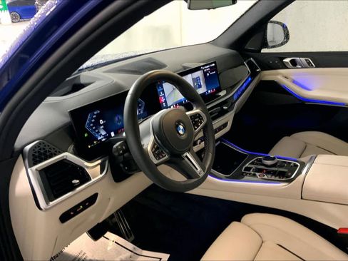 Certified 2026 BMW X5 M60i AWD/4WD image 17