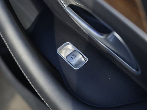 Used 2024 Mercedes-Benz GLS 580 4MATIC image 39