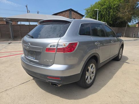 Used 2012 MAZDA CX-9 Grand Touring w/ Moonroof & Bose Audio Pkg FWD image 3
