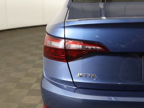 Used 2021 Volkswagen Jetta SEL Premium FWD image 18