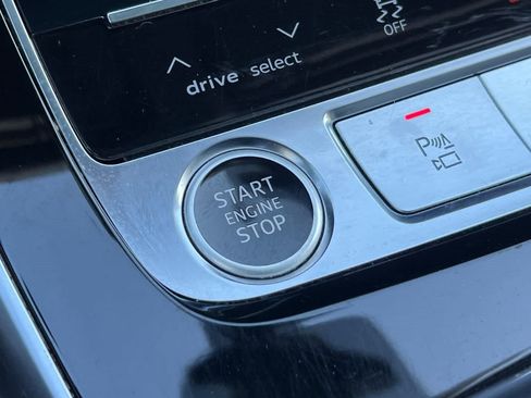 Used 2021 Audi Q7 3.0T Prestige w/ Prestige Package image 24