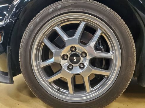 Used 2008 Ford Mustang Shelby GT500 image 8