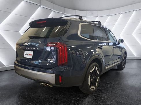 Used 2025 Kia Telluride S AWD/4WD image 4