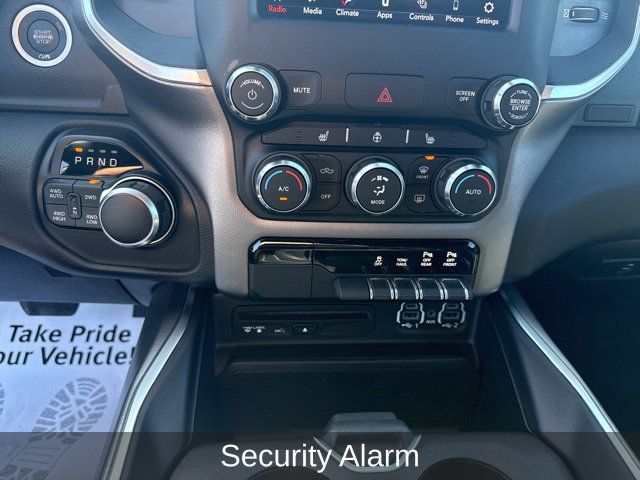Used 2019 RAM 1500 Big Horn AWD/4WD image 18