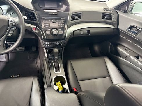Used 2018 Acura ILX image 22