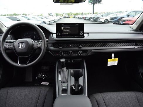 New 2025 Honda Accord SE image 7