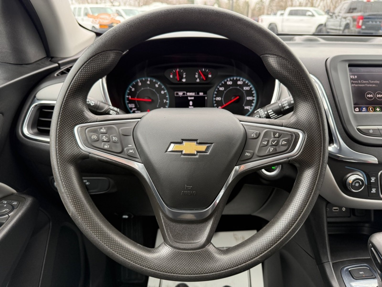 Used 2023 Chevrolet Equinox LS AWD/4WD image 18