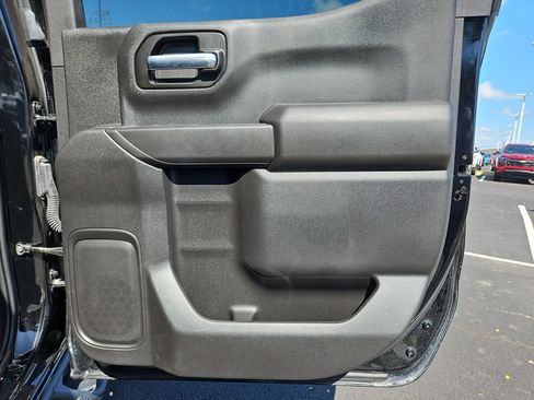 Certified 2025 Chevrolet Silverado 1500 Custom AWD/4WD image 26