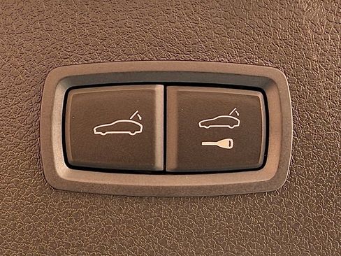 New 2026 Porsche Macan S image 26