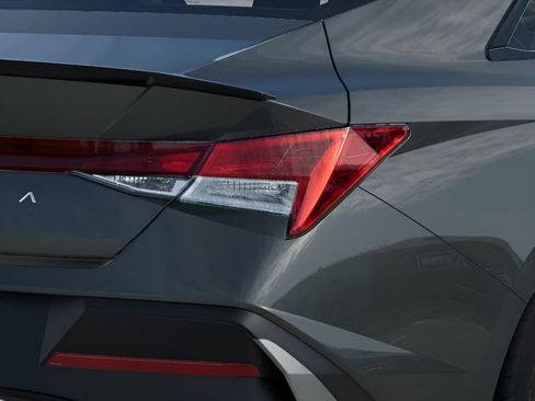 New 2026 Hyundai Elantra Sport FWD image 18