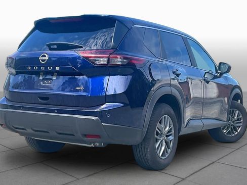Used 2026 Nissan Rogue SV AWD/4WD image 13