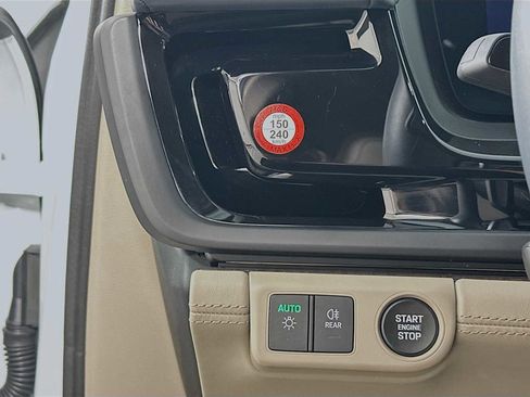 Certified 2024 Porsche Panamera 4 image 13