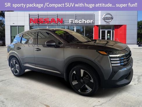 Certified 2025 Nissan Kicks SR FWD image 1