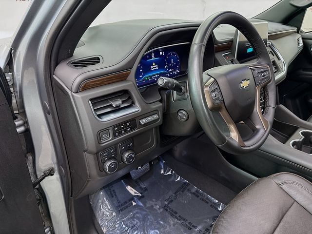 Used 2023 Chevrolet Tahoe High Country AWD/4WD image 11