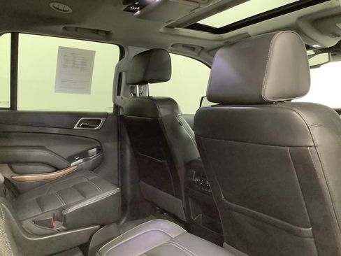 Used 2020 GMC Yukon Denali w/ Open Road Package AWD/4WD image 32