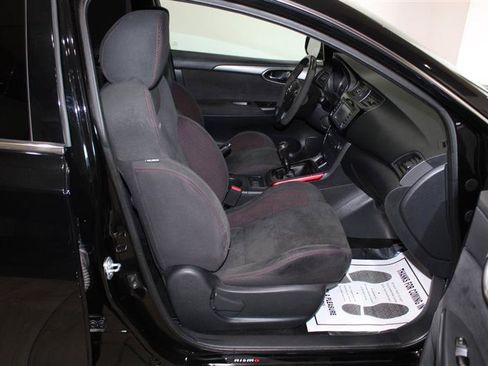 Used 2017 Nissan Sentra NISMO w/ NISMO Premium Package FWD image 28