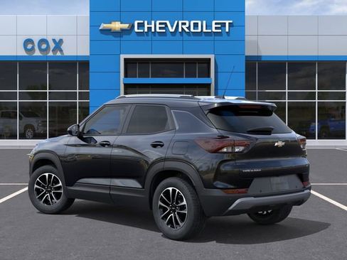 New 2026 Chevrolet TrailBlazer LT w/ Convenience Package FWD image 3