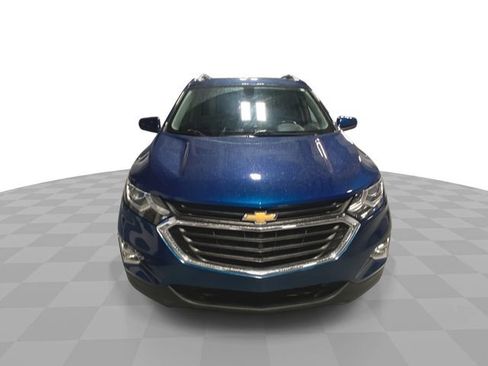 Used 2019 Chevrolet Equinox LT w/ Sun & Navigation Package image 2