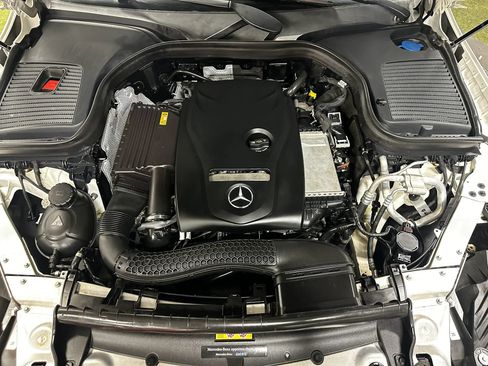 Used 2017 Mercedes-Benz GLC 300 image 27