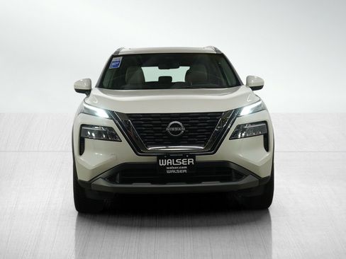 Used 2023 Nissan Rogue SV w/ SV Premium B Package image 8