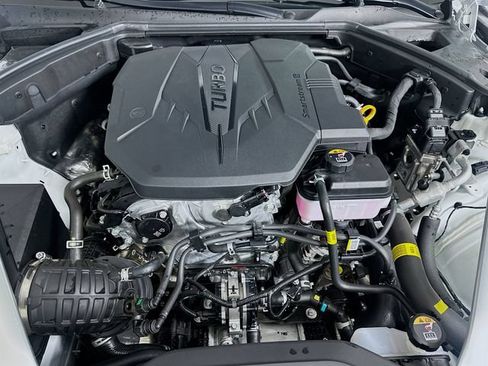 Certified 2026 Genesis G70 2.5T RWD image 30