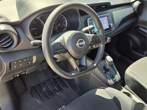 Used 2024 Nissan Kicks S FWD image 11