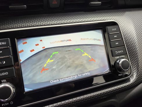 Used 2020 Nissan Kicks S image 2