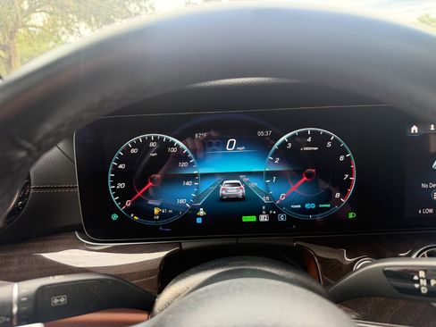 Used 2023 Mercedes-Benz E 450 Cabriolet image 39