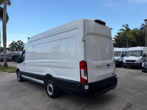 Used 2025 Ford Transit 250 148 High Roof Extended RWD image 3