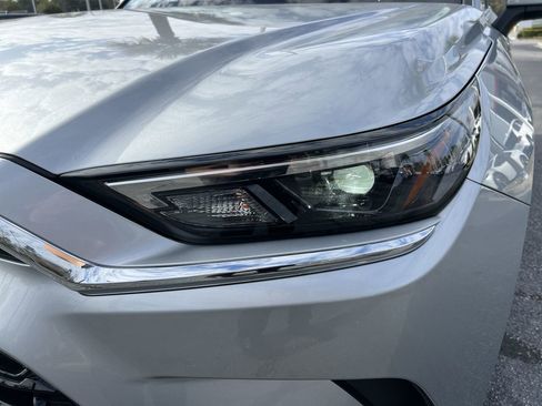 Used 2025 Toyota Grand Highlander FWD image 6