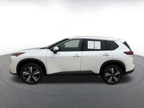 Used 2026 Nissan Rogue SL AWD/4WD image 8