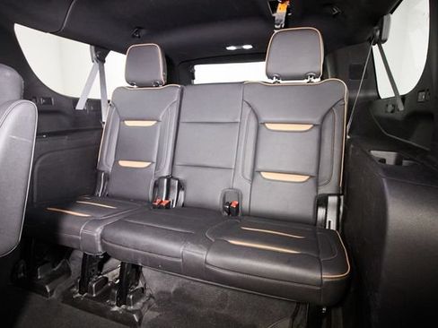 Used 2021 GMC Yukon XL AT4 w/ AT4 Premium Plus Package AWD/4WD image 28