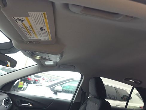 Used 2024 Chevrolet Equinox LT image 15