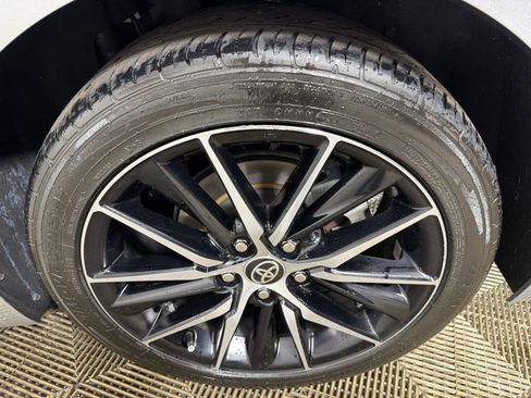 Used 2023 Toyota Camry SE FWD image 19
