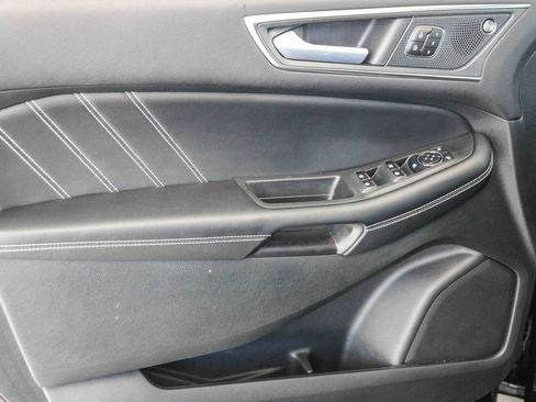 Used 2023 Ford Edge ST AWD/4WD image 21