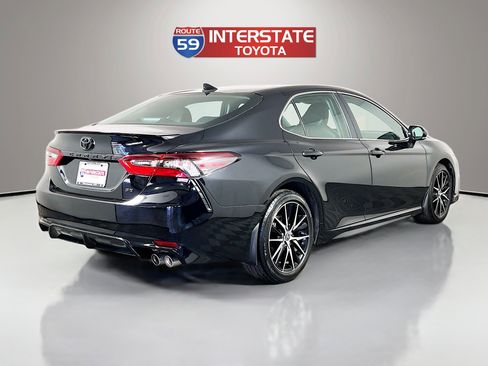 Certified 2024 Toyota Camry SE image 7