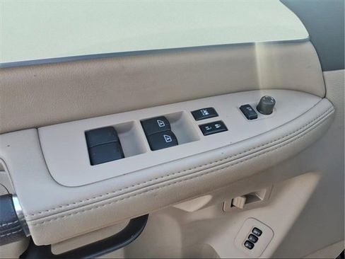 Used 2014 Nissan Armada Platinum w/ Platinum Reserve Package image 12