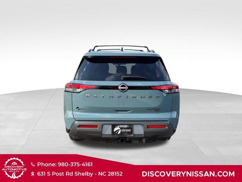 New 2026 Nissan Pathfinder Platinum w/ Accent Package AWD/4WD image 7
